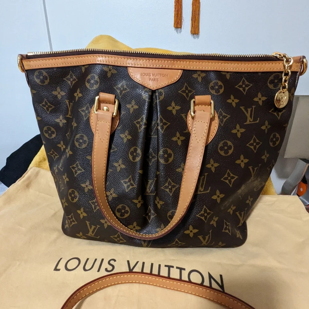 Louis Vuitton Palermo PM - Picture 3 of 15